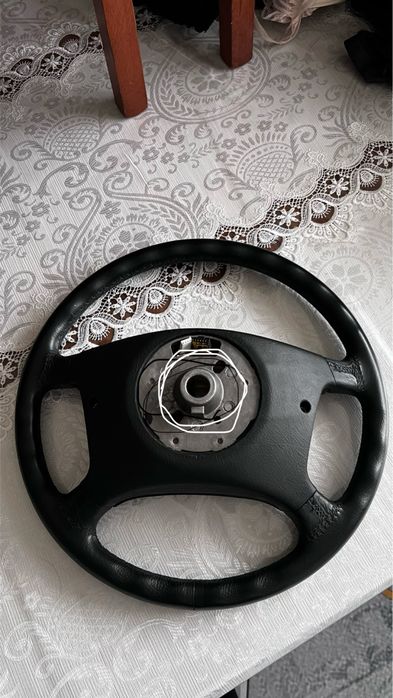 Руль бмв е38 е39  рест