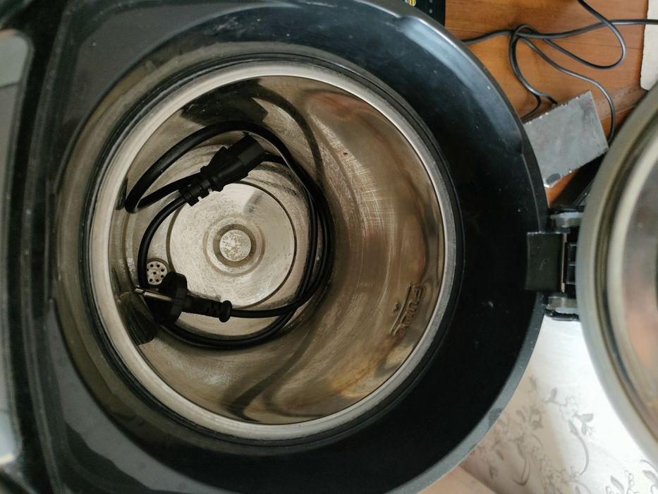 Чайник термос.   .