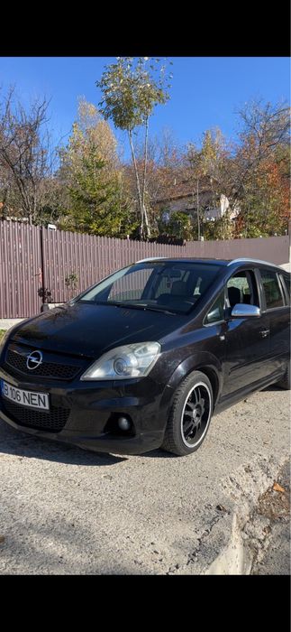 Opel Zafira  b Opc