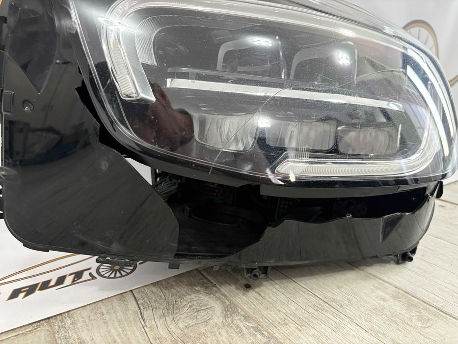 Far stanga full led Mercedes Glc facelift dupa 2019 cod A2539066901