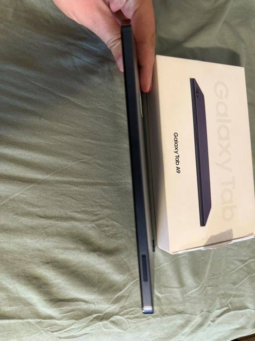 Продам samsung Tab A9 64gb