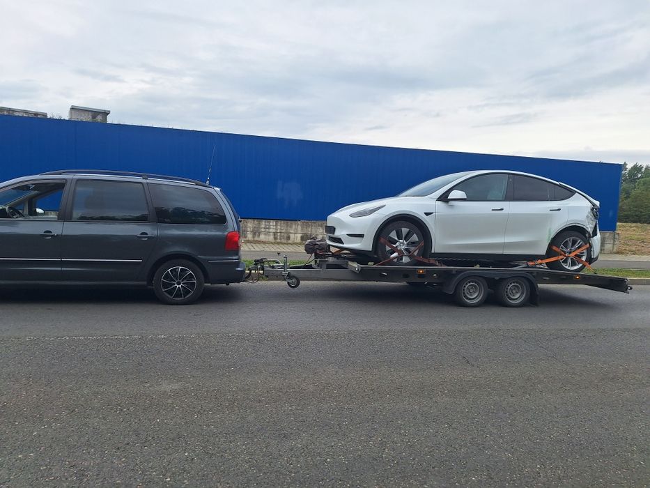 Tractari Buzău//  Prețuri  mici   NON-STOP . PLATFORMĂ  AUTO  BUZĂU. .