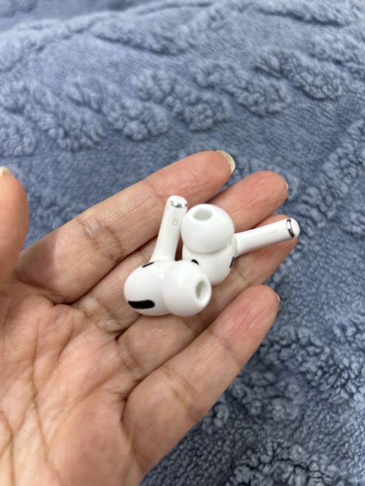 Наушники airpods
