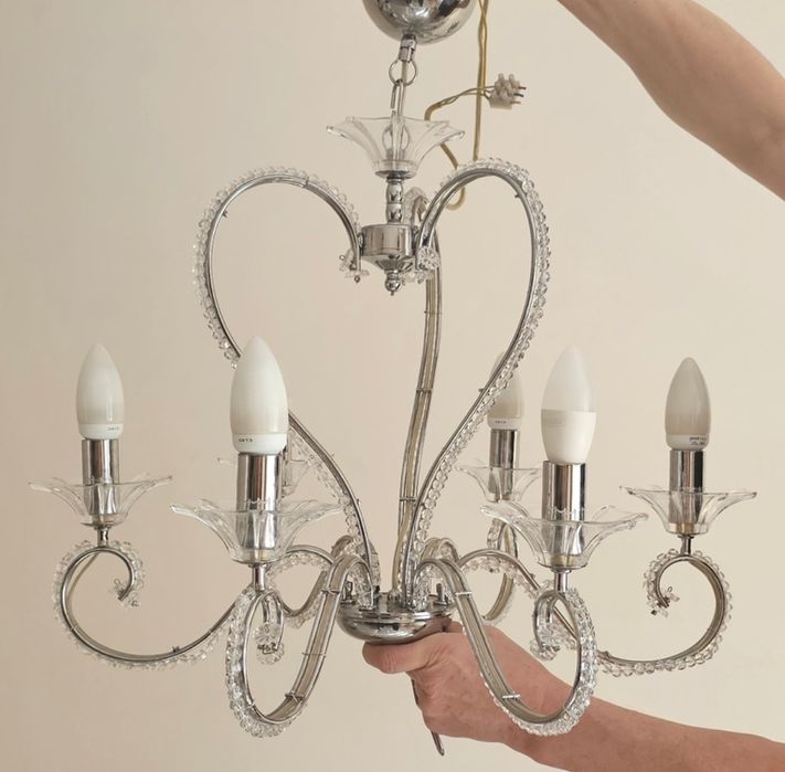 Продам люстру и два бра