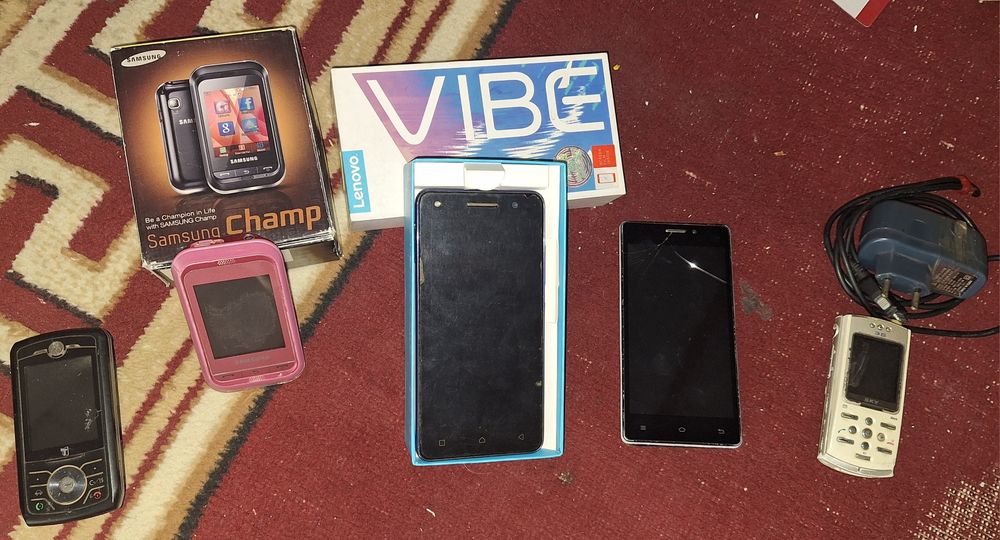 Телефоны в нерабочем состоянии