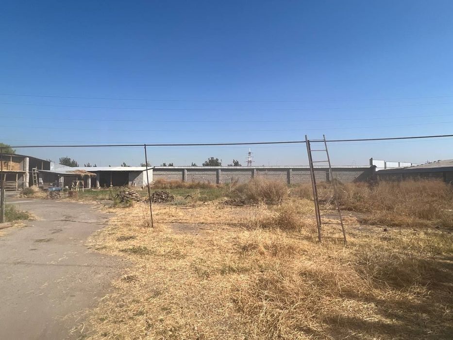 Quruq yer uchastka chingeldi arancha mahalla arinter yangi uzb bogi