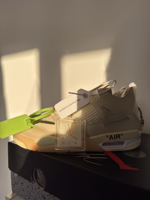 Jordan 4 x Off Withe