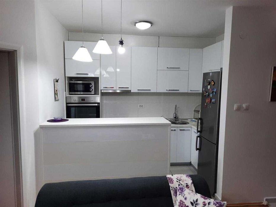 Дава се под наем Тристаен апартамент в Бургас, Лазур - 86 кв.м за 306 € - Снимка #3