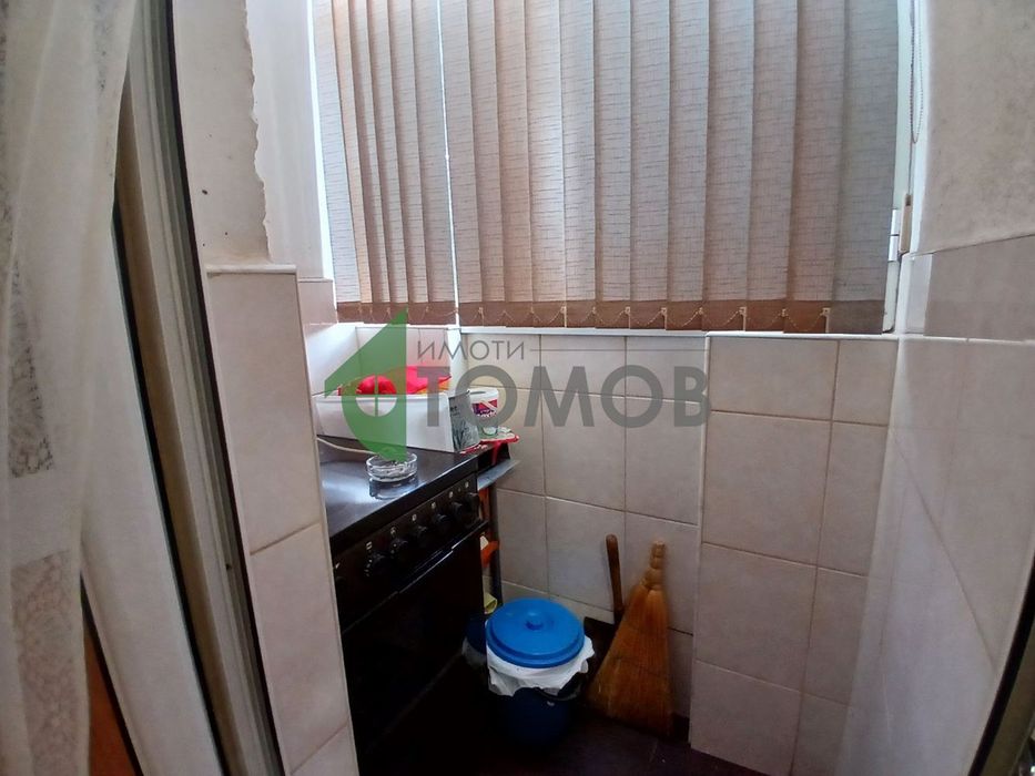 Двустаен апартамент с кухня в Три Чучура-север