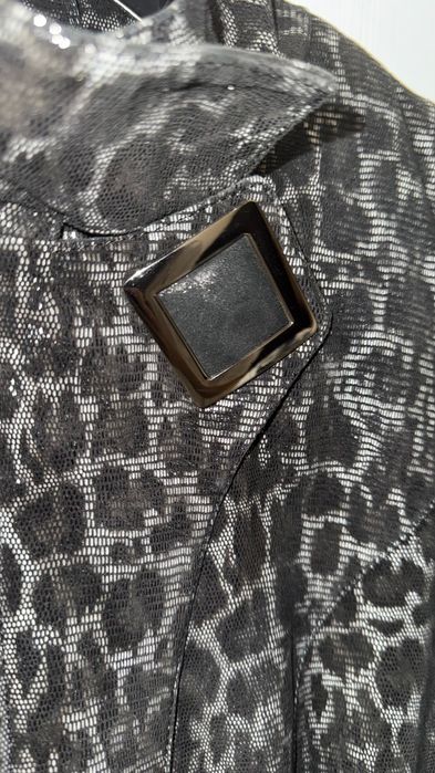 Кожаная женская куртка