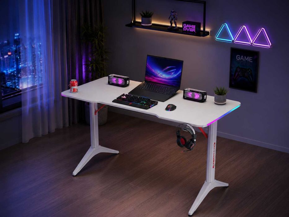 Игровой стол Rgb, gaming desk – карбоновая поверхность