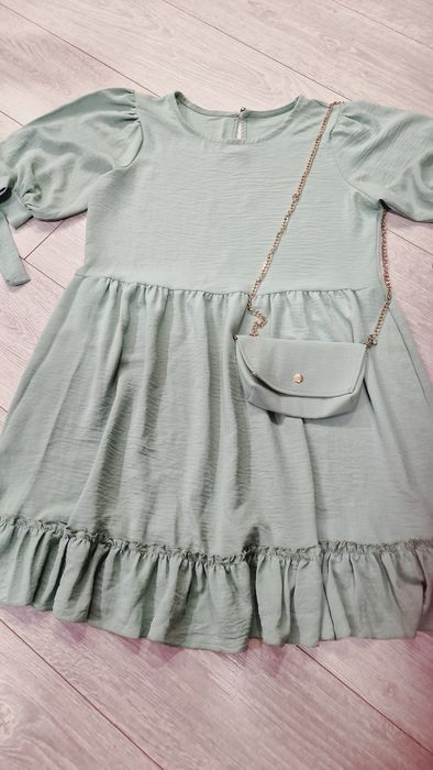 Лятна рокля, елегантна