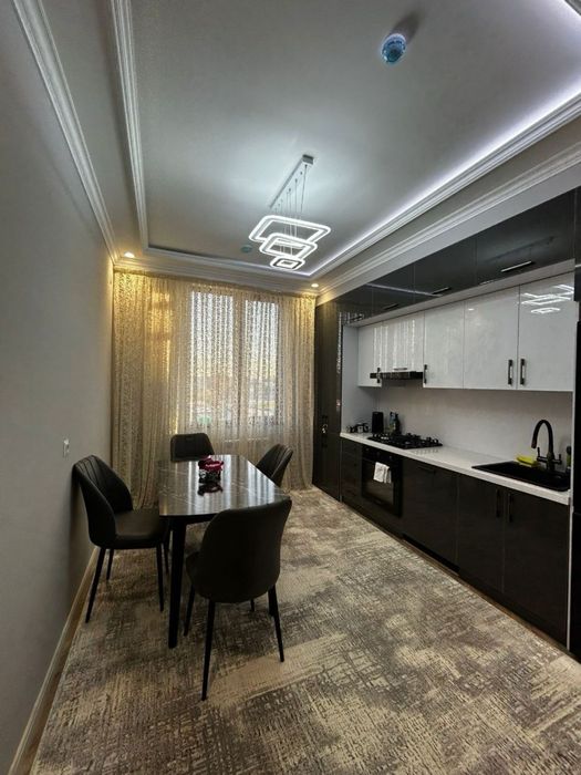 Продается 2 ком квартира в Юнусабад