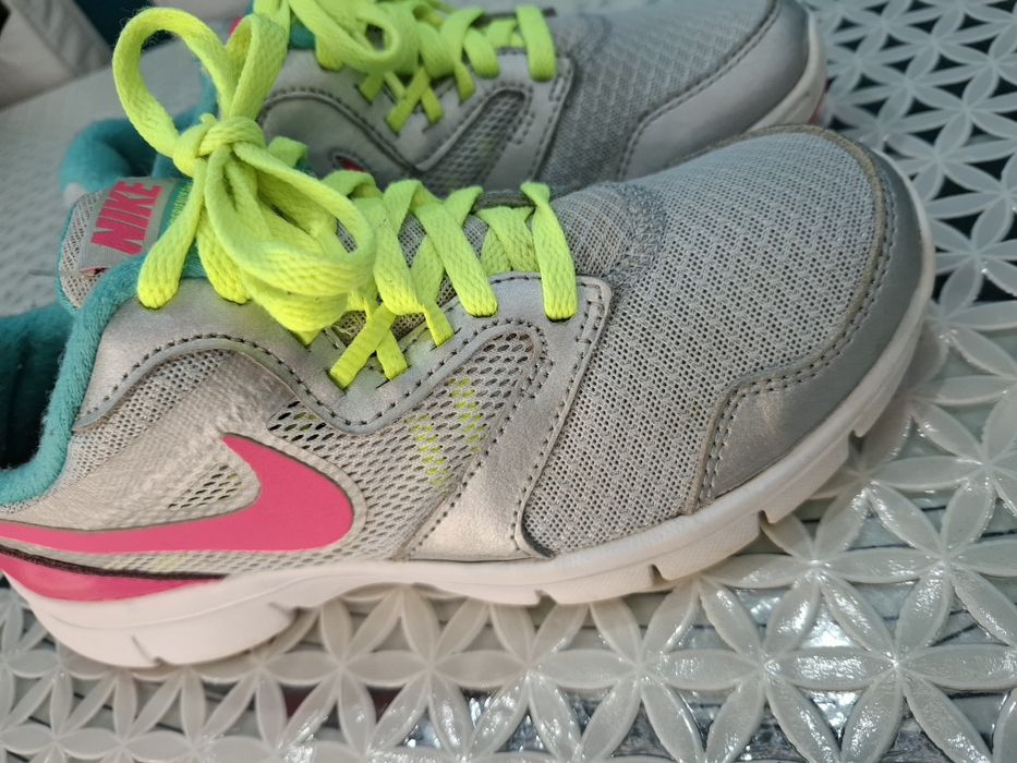 Nike raning 35 .5 размер