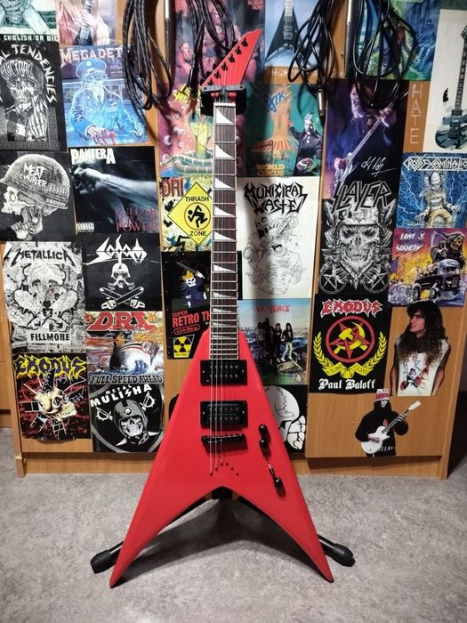 Электрогитара Jackson King V стрела