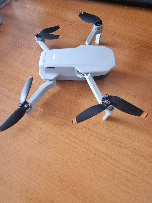DJI Mini 4K с 2г гаранция + кутия – почти нов(използван 2 часа)