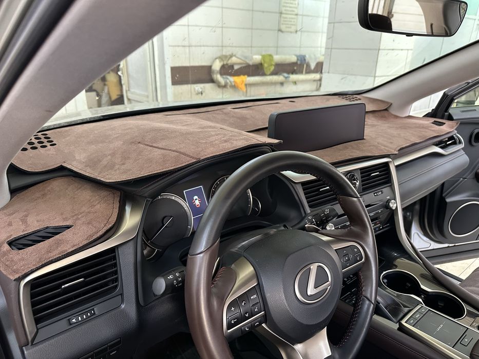 Накидка на панель Lexus RX!