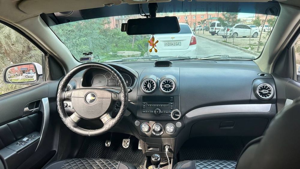 Yaxshi yurilgan dexqondan