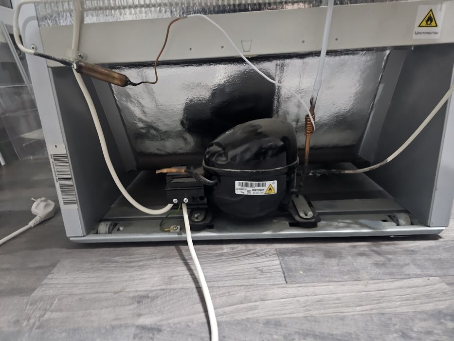 Продам холодильник