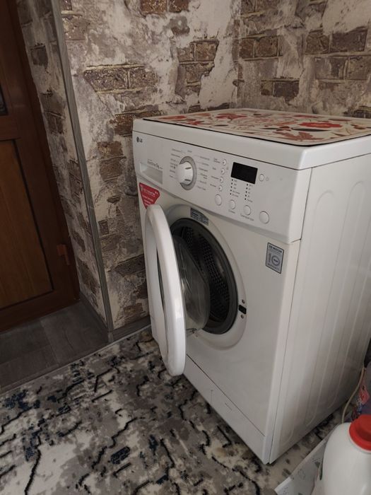 LG Кир машина автомат