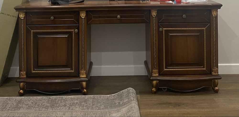 Срочно продам стол, тумба под тв