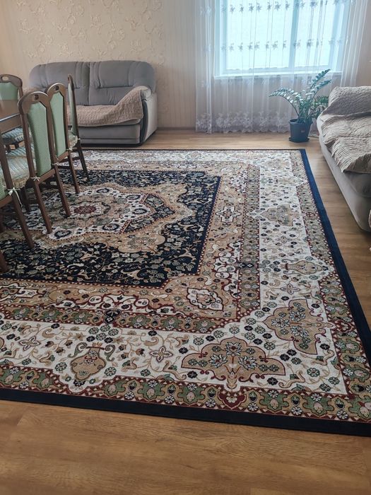 Ковёр для гостиной комнаты