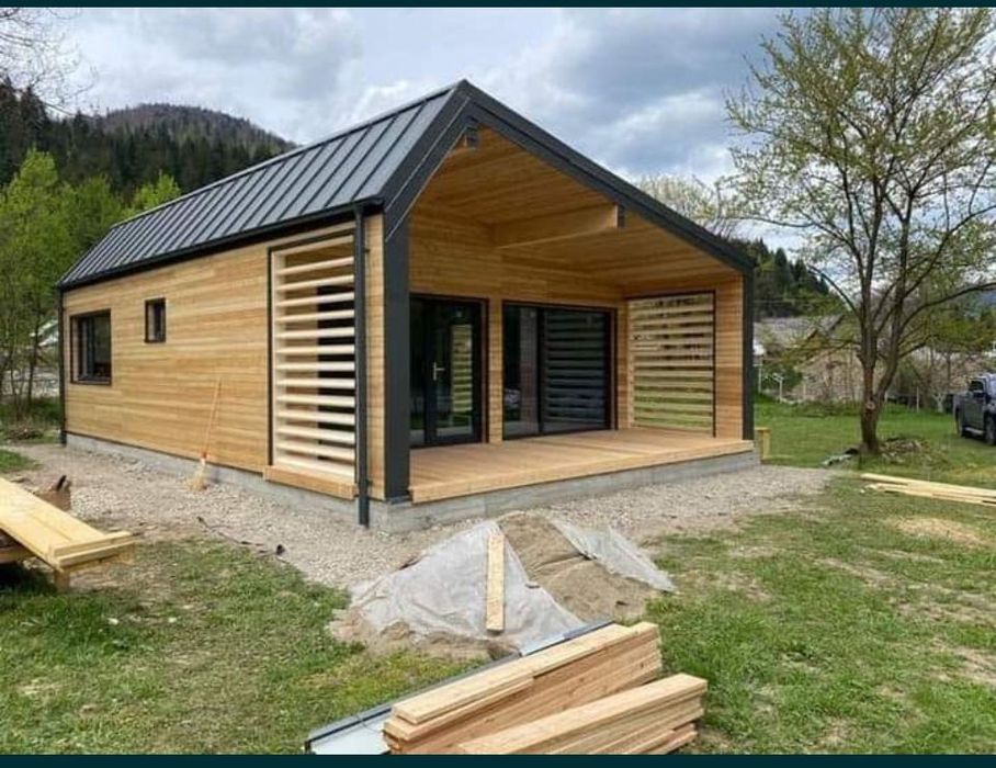 Realizez case modulare, case din lemn și case pe structură metalică