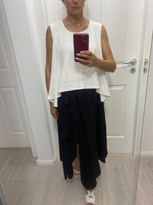 Vand rochita deosebita , noua , Trelise Cooper