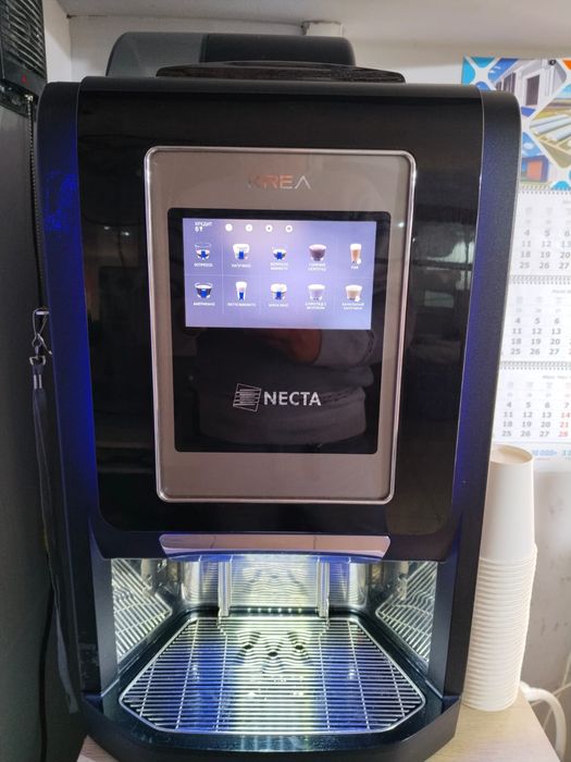 Продаю кофе машинку приготовлений