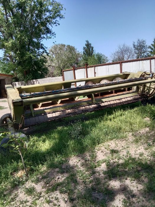 Комбайн Fortschritt E281, на ходу