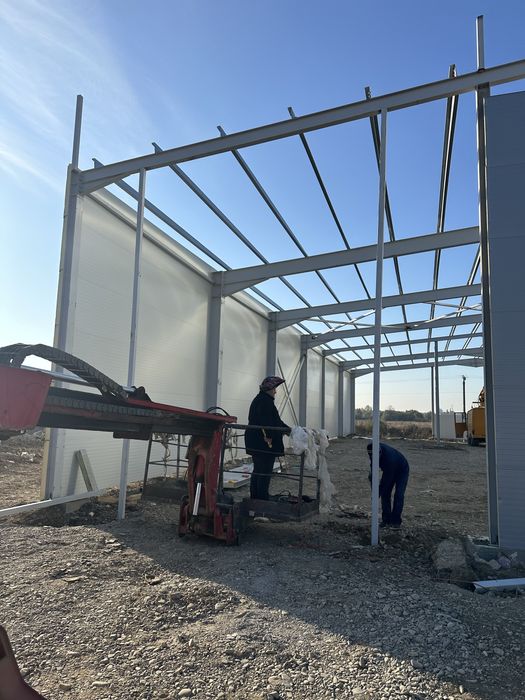 Montaj hale si structuri metalice