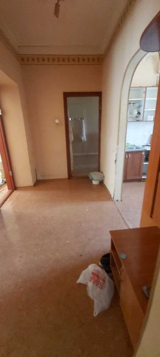 Продам 2-х комн.   61 кв.м высокие потолки
