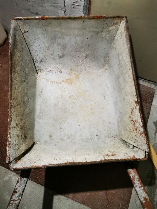 Ръчна градинска количка