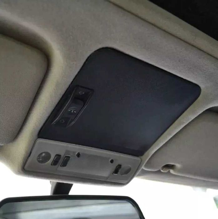 Части за BMW E30 E32 E34 E36 E38 E39 E46 Волани Сервотроник Къпхолдери