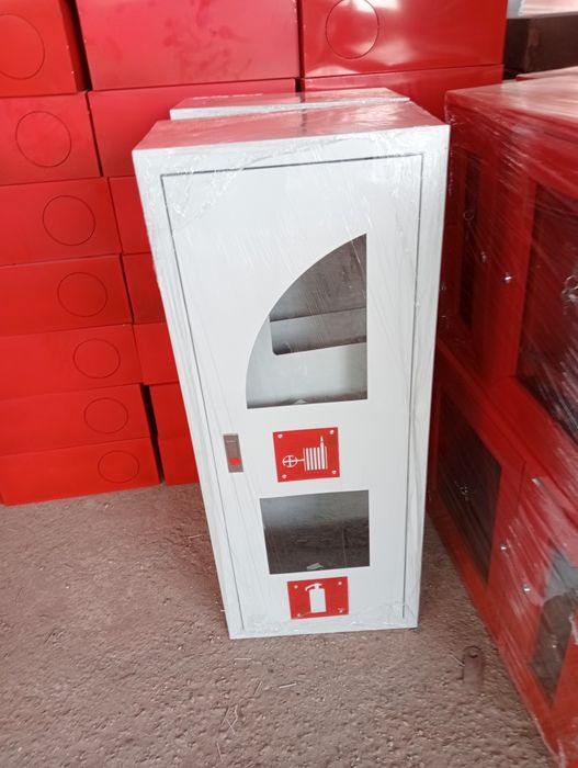 Пожарные шкафы в ассортименте