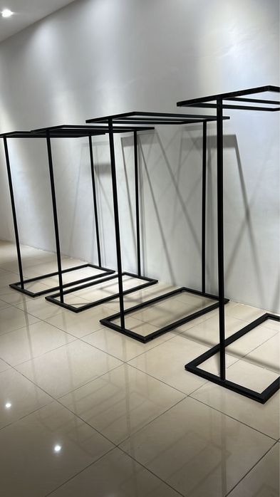 Оборудование разные для магазина одежды