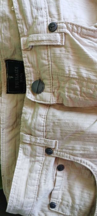 Pantaloni crem, din jeans, 100% bumbac de la: Trussardi Jeans! Mas: 44
