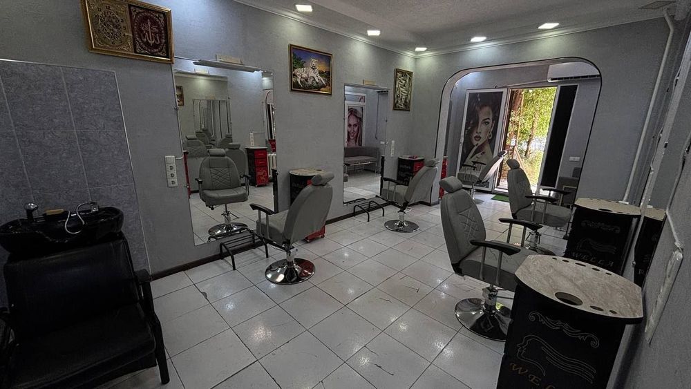 В салон красоты требуются мастера