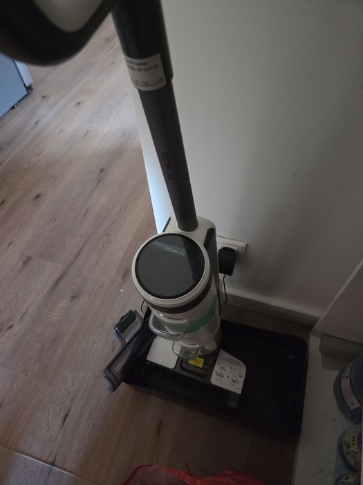 Vand aspirator vertical cu spalare - Tineco Ifloor i3