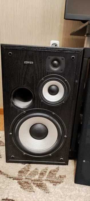 Колонки Edifier R2800 в идеальном состоянии