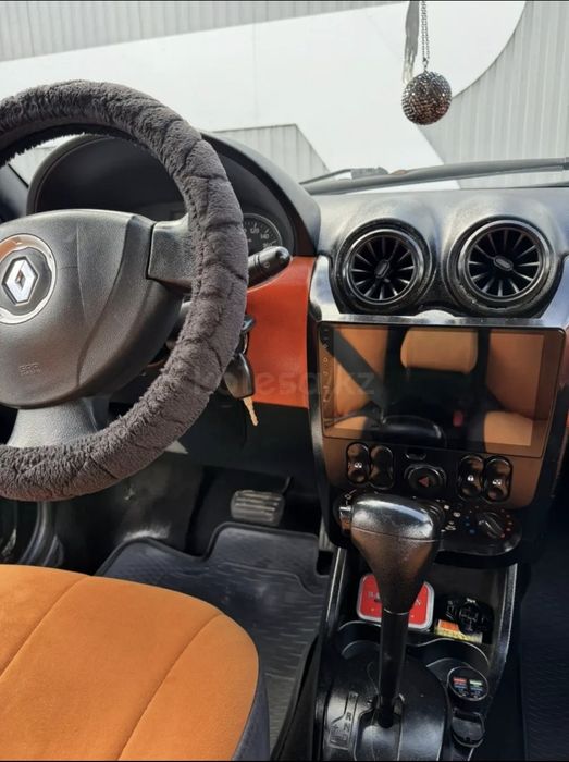 Продам рено сандеро степвей