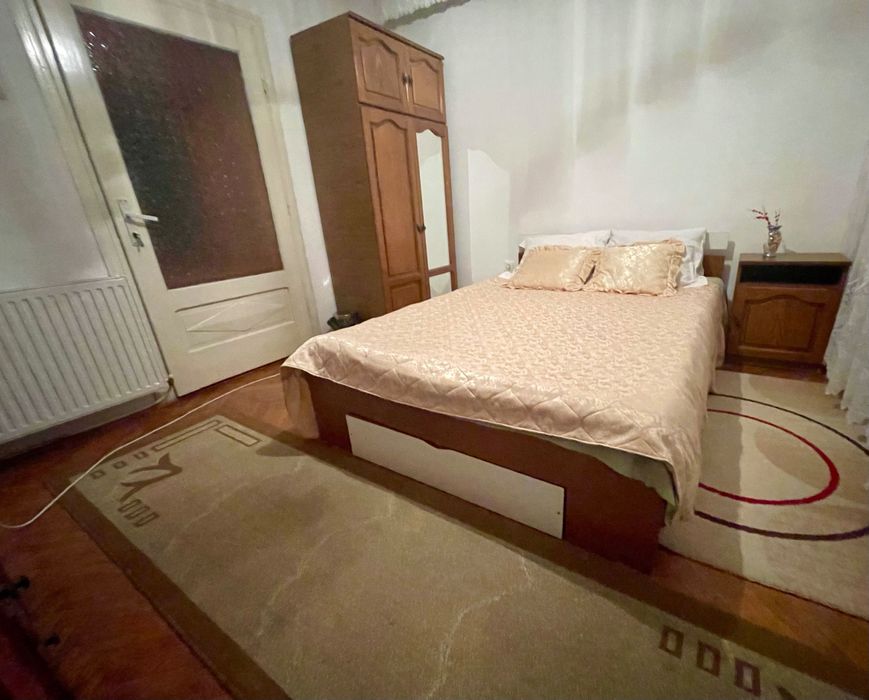 Casa mobilată-utilată D+P+E1+P. 4 cam. 300m2