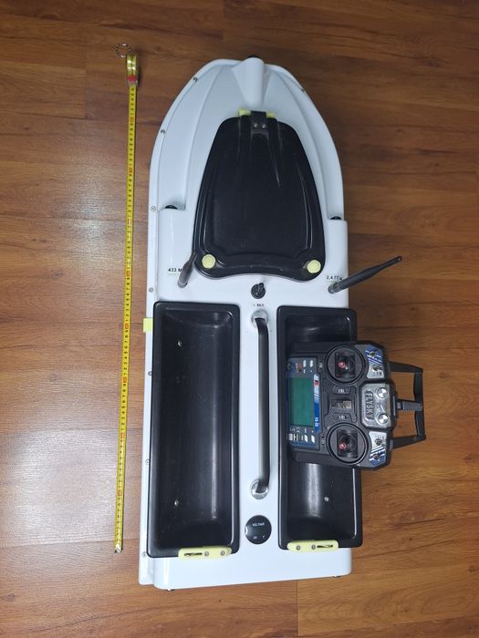 Кораблик для рыбалки