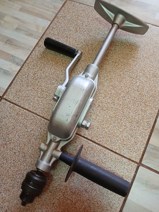 Ръчна дрелка с редуктор СССР