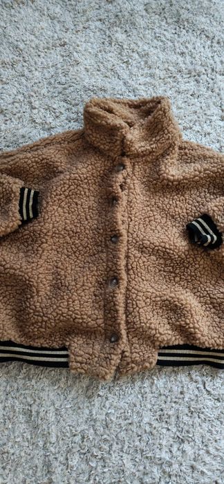 Кафяв цвят якенце