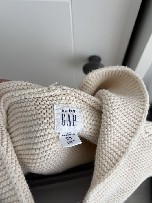 Оригинална жилетка Gap