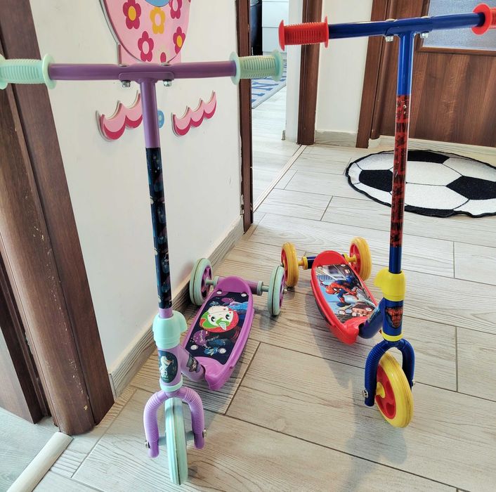 Bicicletă fete BTWIN 14” + roți ajutătoare – ca nouă