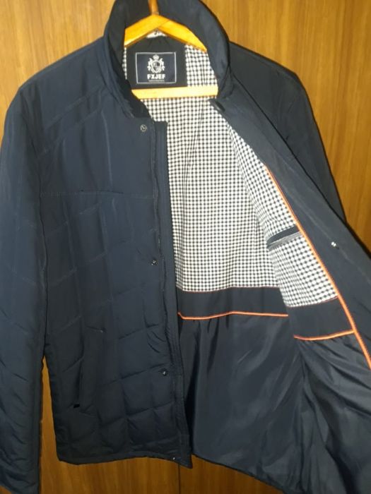 Продам  куртку новую Турция