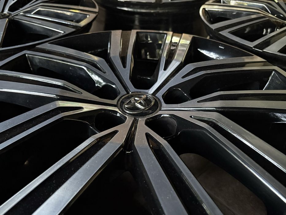 Оригинални джанти Toyota / Тойота 18" 5х114.3