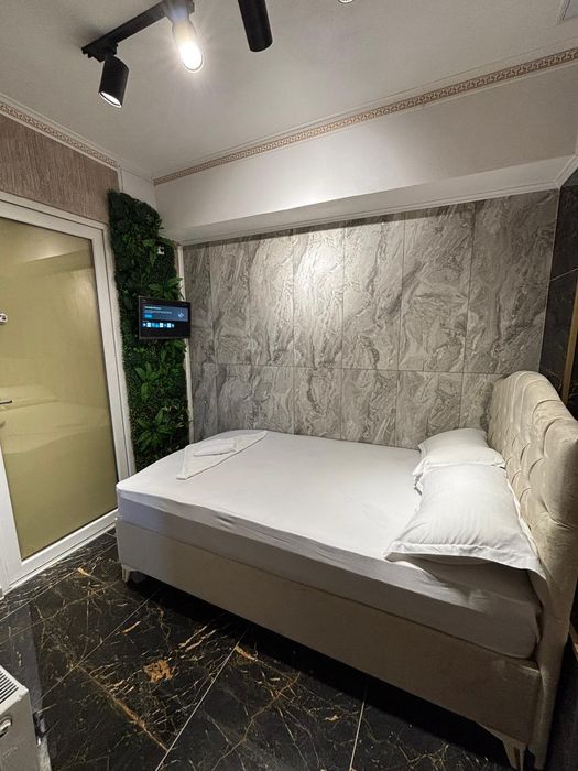 Cazare Regim Hotelier Small Luxury Room